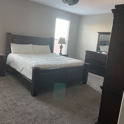 Bedroom set