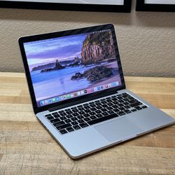 2015 13” MacBook Pro Retina - 2.7 GHz i5 - 8GB - 256GB SSD