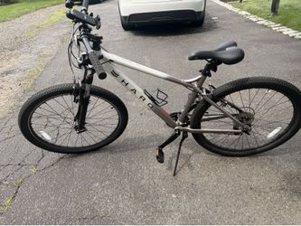 Haro Flight line Mountain bike 27.5” wheels