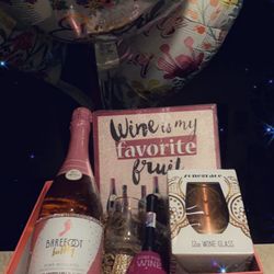 Mother’s Day Gifts 