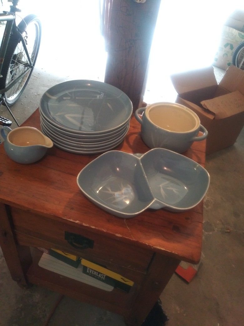 Vintage Winfield China Porcelain