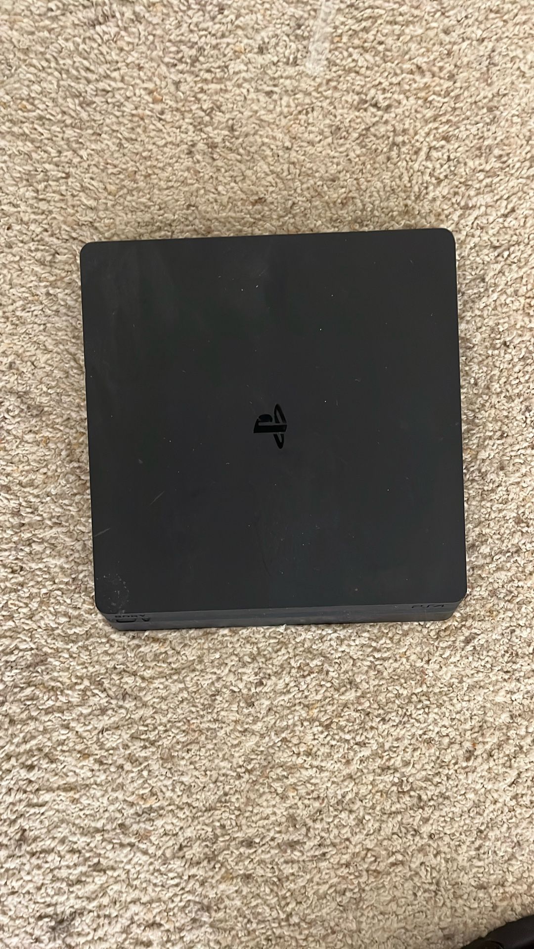 PS4 Slim