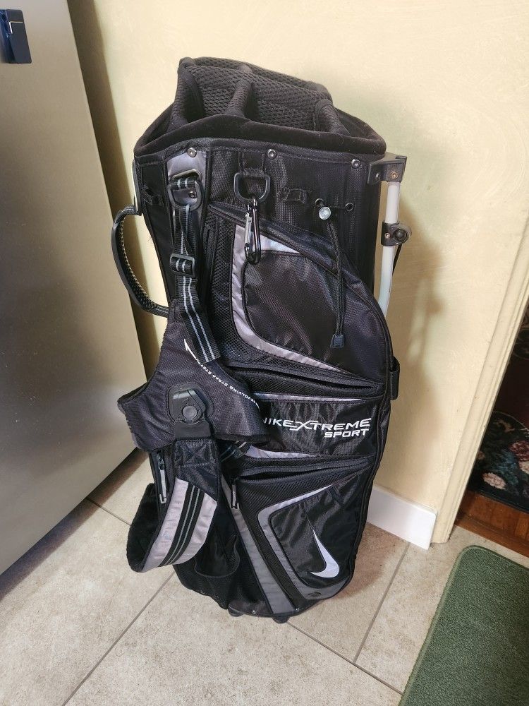 Nike Xtreme Sports Golf Stand Bag Black for Sale in Long Beach, CA