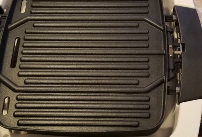 Price drop! Wolfgang Puck Reversible Grill BRGGS3000 White New