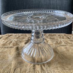 Glass cake stand