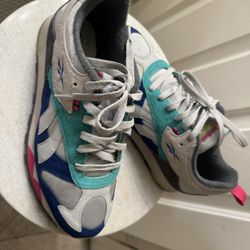 Reebok runners Size 10