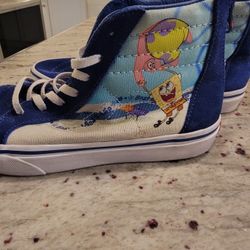 Vans US Juniors Size 4