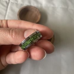 Unique green and silver Tungsten & Crushed Emerald ring for Men with wooden box - size 13