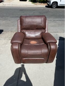 Recliner La-Z-Boy, and recliner sofa Recliner La-Z-Boy, and recliner sofa