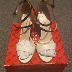 Guess Women heels Pumps