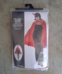 Halloween Red Mid Cape Devil Vampire Costume