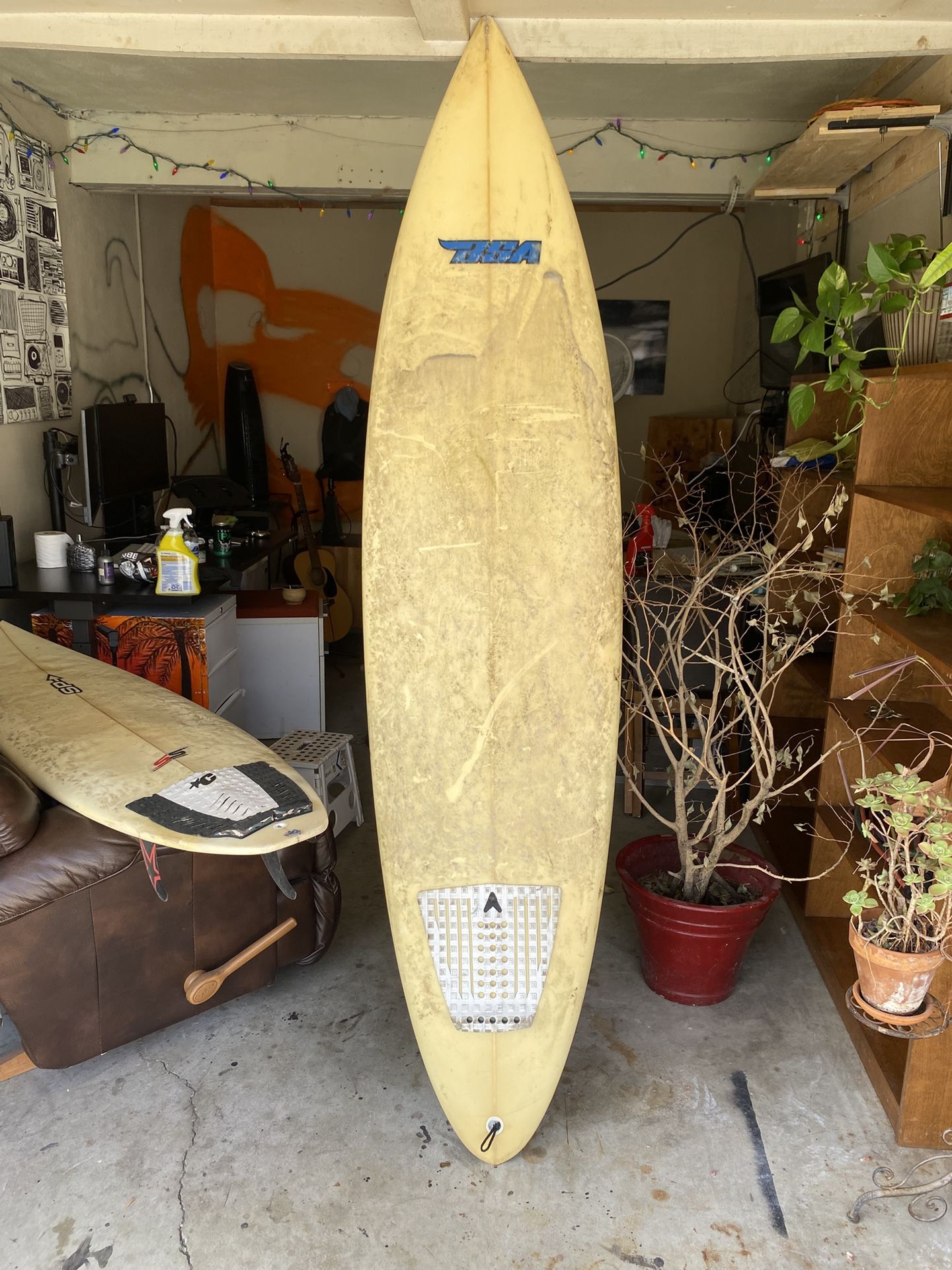 7’4 Thruster Glased In Fins