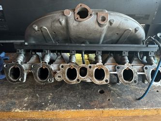 M20B25 Intake With Fuel Rail And Injectors