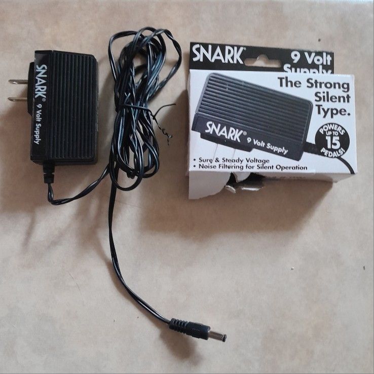 Snark SA1 - 9V Power Supply Guitar Bass Used