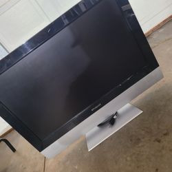 Polaroid TV With DVD Player