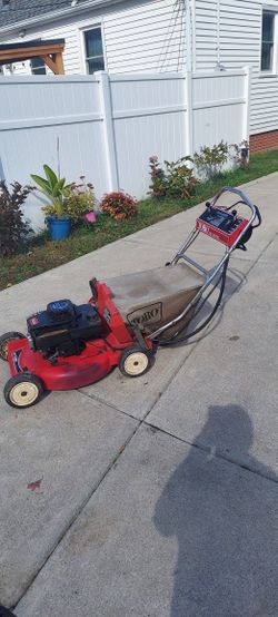 Self Propelled Lawn Mower Toro 