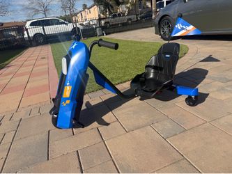 Drift Kart with Stepless Speed,12V Drifting Go Karts for Kids with Adjustable Seat,5 MPH Kids Go Kart with Music,Bluetooth,Light,Pennant,for Kid Age 6