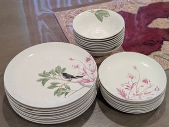 24 pieces of Sonoma brand