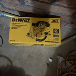 Dewalt Circular Saw