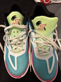 Gym Shoes