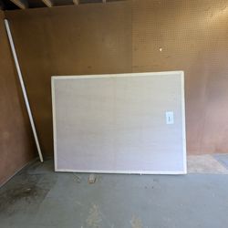 Bedframe and spring box