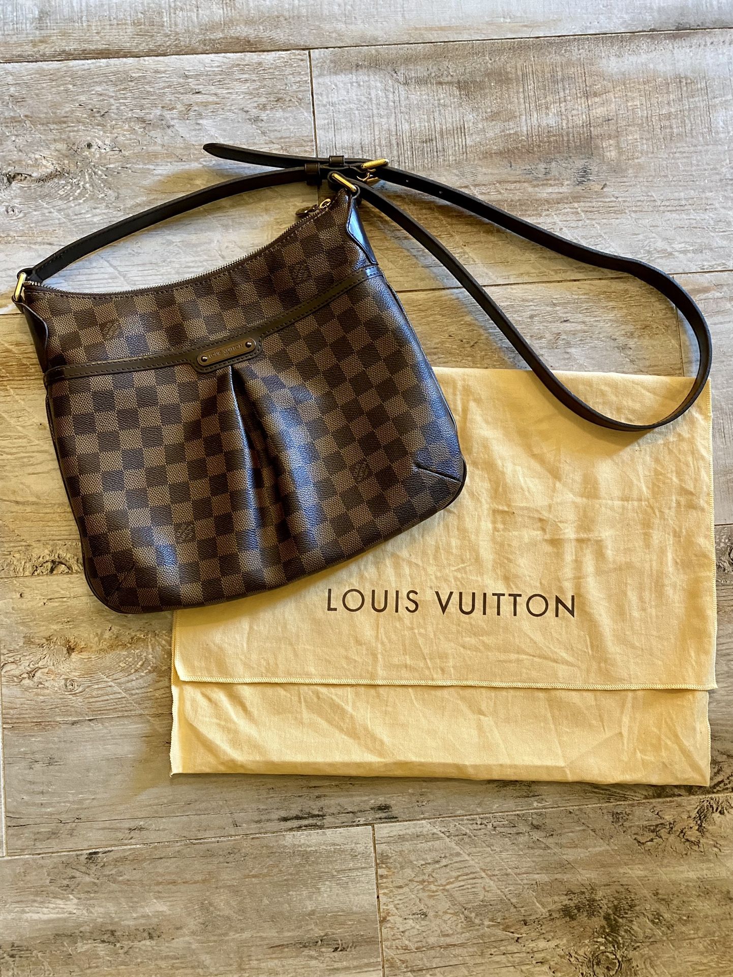 ‘09 Louis Vuitton Bloomsbury Damier Ebene Crossbody/Messenger Bag