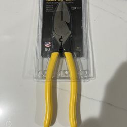 Klein Insulated Pliers. Crimping 9 in. Lineman's Pliers