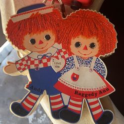 Raggedy Ann & Andy Vintage Radio