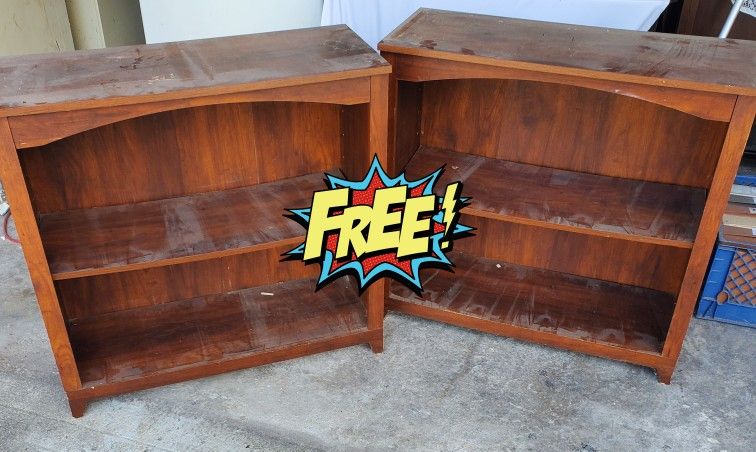 2 Free Bookshelves 