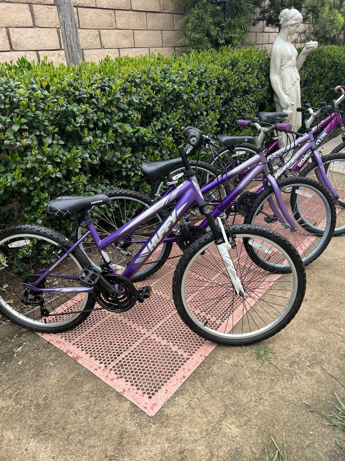 bell helmet cherry for women or men Bullitt SE (Candy Red) Gift For Granddaughter Color:black matt plane Faraday E-Bike Aims At while the 16 vents