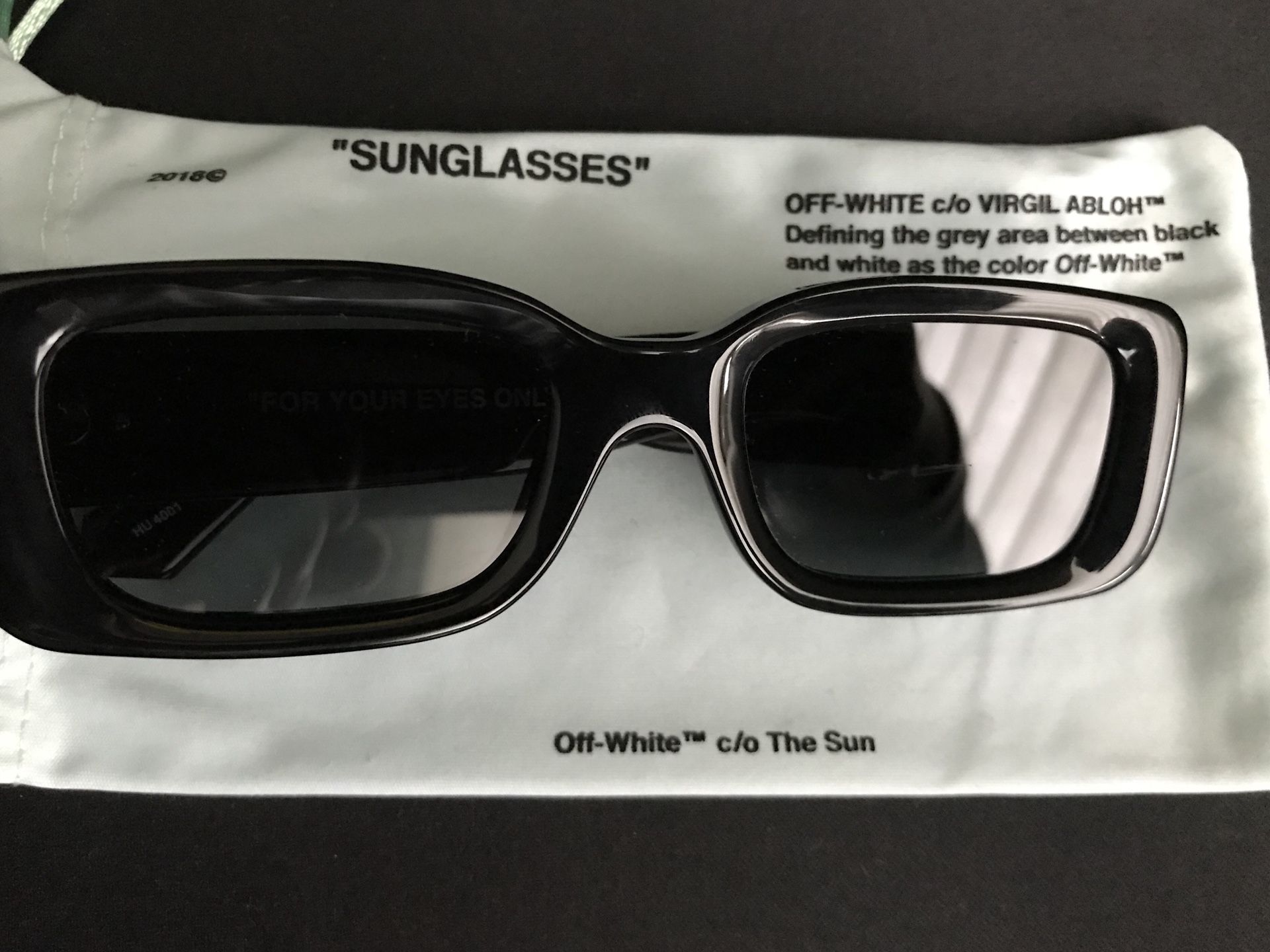 OFF-WHITE x Sunglasses Hut Sun Glasses