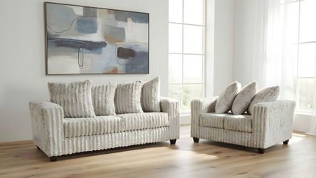 FREE White Glove Delivery – S300 Gia Silver Sectional | Brand New