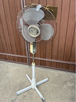 Fan electric 3speed. Works!