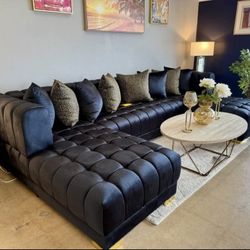 Brand New/ Black Velvet Double Chaise Sectional, Seccional, Couch// Delivery Available 