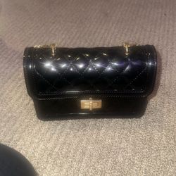 Black purse 