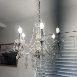 6 bulb clear plastic chandelier 