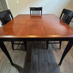 Dinning Table & 3 Chairs 