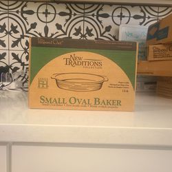 Pampered Chef Small Oval Baker