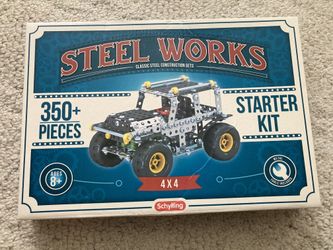 Schylling 4x4 Mechanical Construction Set