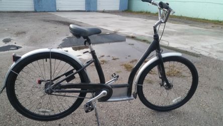 Beach cruiser step through