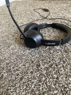 LEVN Wired Headset with Microphone – Great for PC, Laptop, Zoom & Call Center