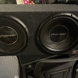 Dual ‘12 Pioneer Subwoofers