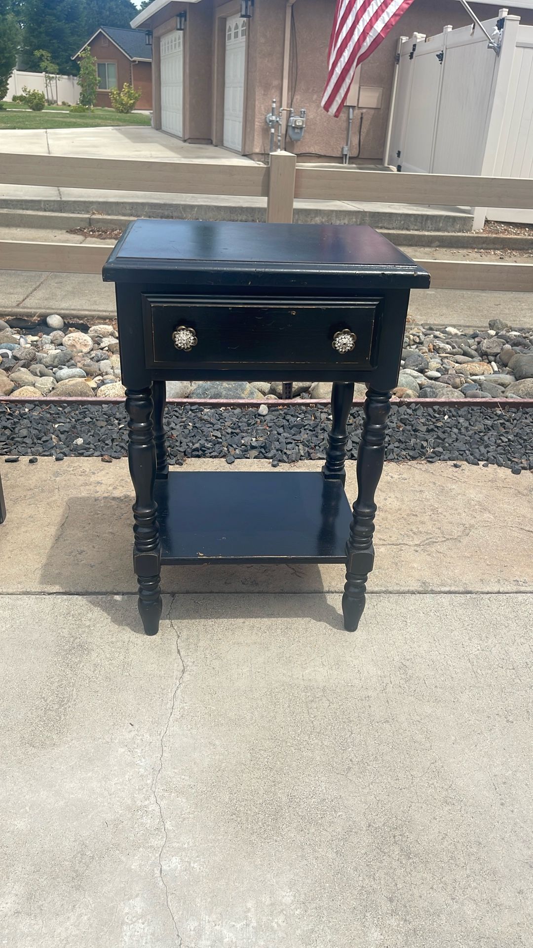 Nightstand/Side Table