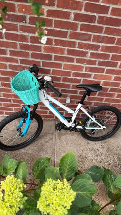 Girls Nishiki Pueblo 20 Bike
