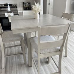 40" Pedestal Counter Height Table