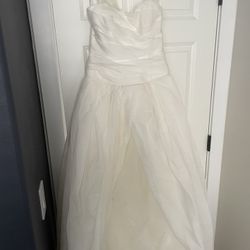 Vera Wang Wedding Dress Size 10