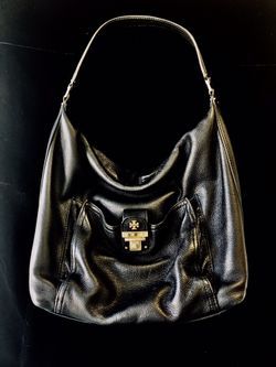 Gorgeous Authentic Tory Burch Black Gold Buckle Leather Purse Handbag