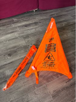 2pack 20” Pop-Up Safety Cone in neon orange caution cuidado English Spanish French