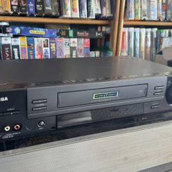 VCR - Toshiba 