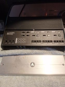 JL AUDIO  XD600/6v2   6 channel amplifier